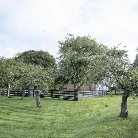 Lime Kiln Farm 度假居 *