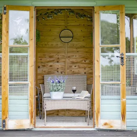 Lime Kiln Farm *